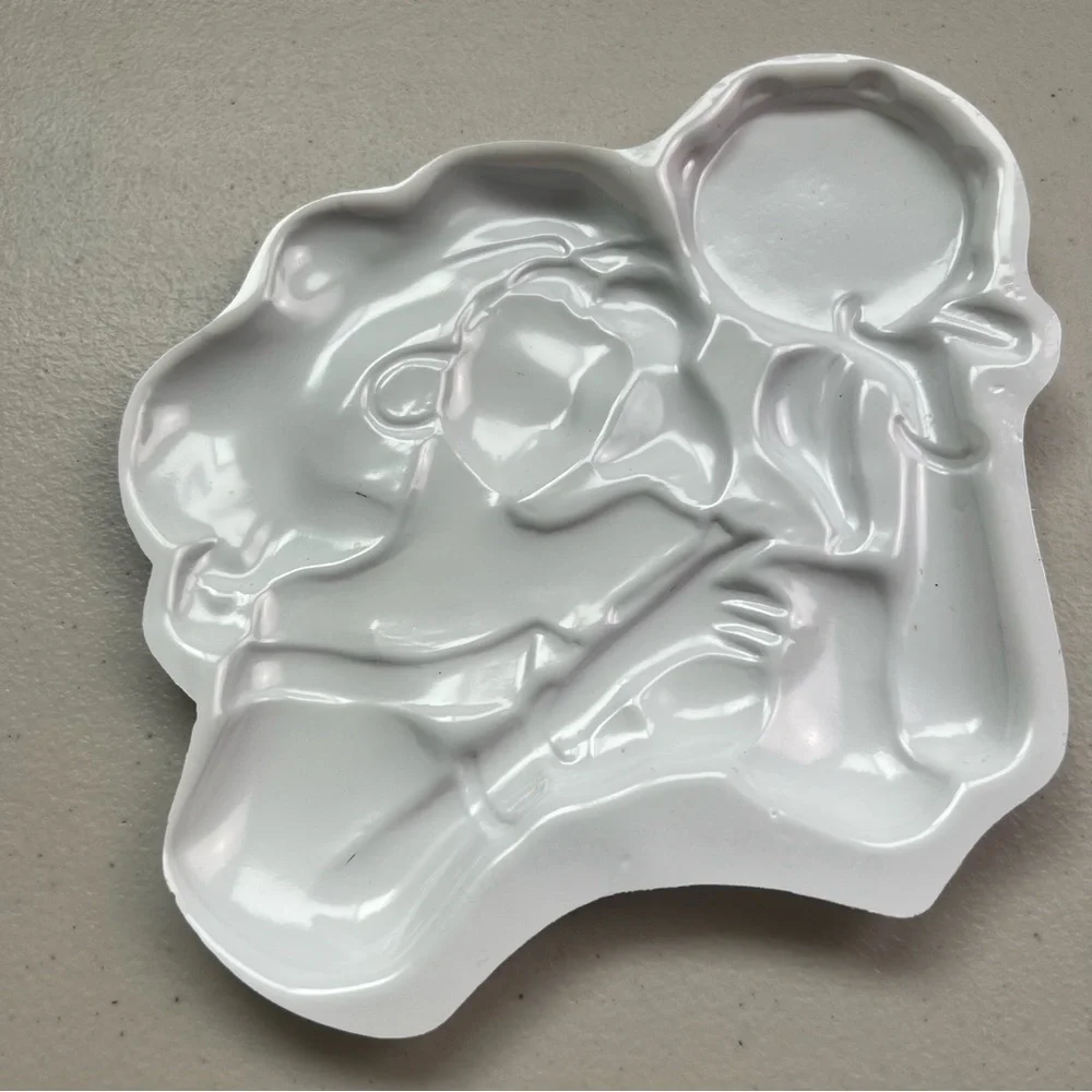 Wilton Vintage Esmeralda Hunchback Of Notre Dame Cake Topper - Flat/Raised